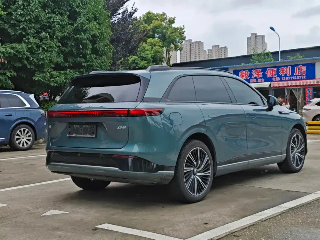 Xpeng G9 — Фото автомобиля 5