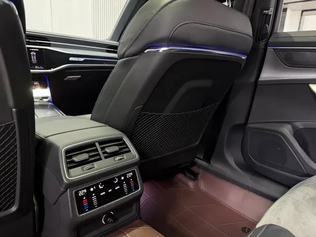 Audi A6L — Фото автомобиля 15