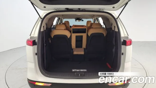 Kia Canival Carnival 4 поколение 9 мест Prestige — Фото автомобиля 20