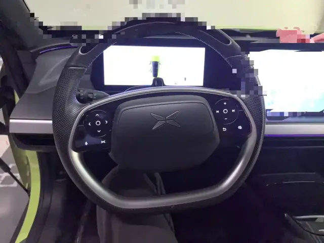 Xpeng P7 — Фото автомобиля 11