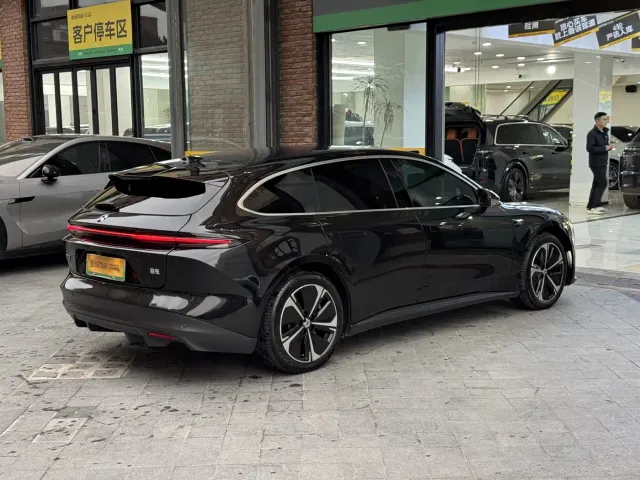 Nio ET5 Touring — Фото автомобиля 7