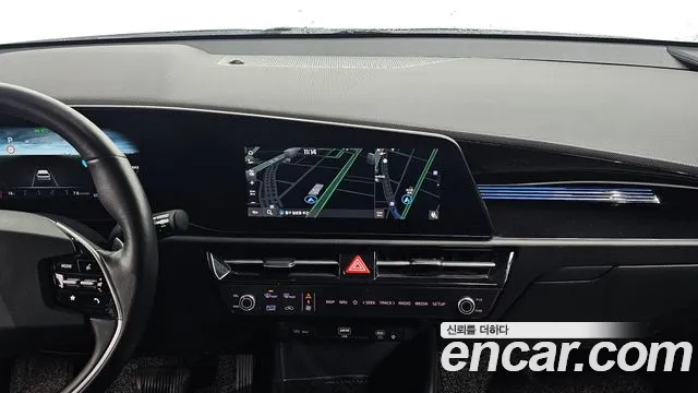 Kia Niro — Фото автомобиля 19