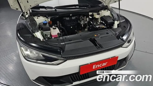 Kia EV6 — Фото автомобиля 9