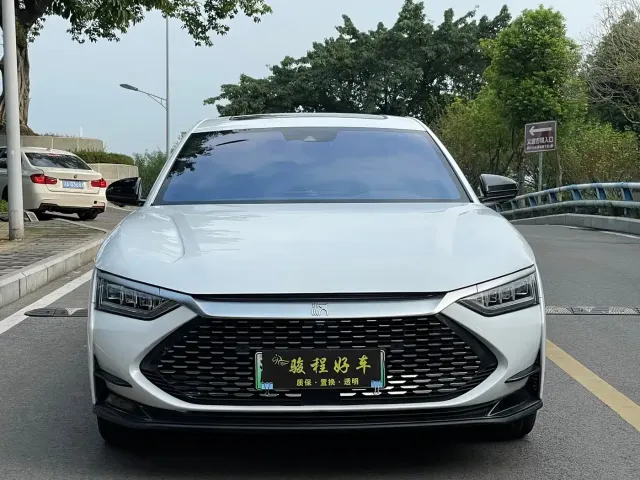 BYD Han — Фото автомобиля 2
