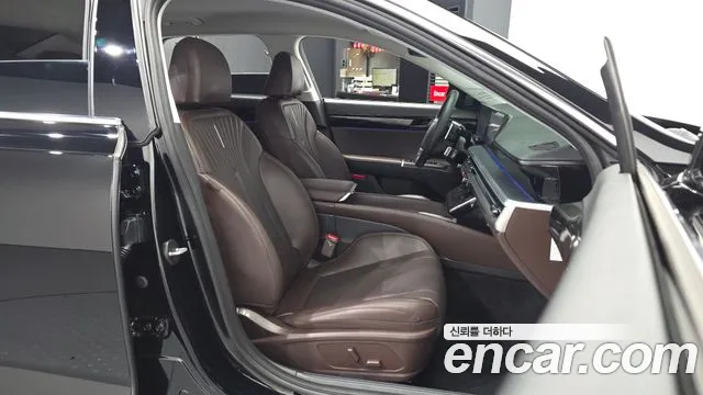 Hyundai Grandeur GN7 — Фото автомобиля 16