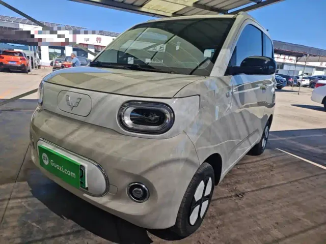 Фотография автомобиля — Wuling Hongguang Mini EV