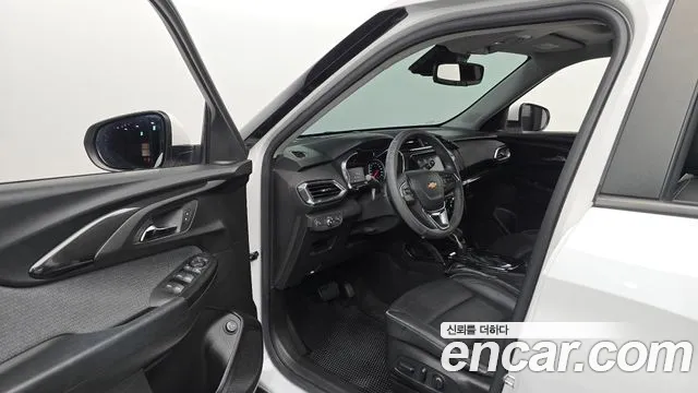 Chevrolet Trailblazer — Фото автомобиля 15