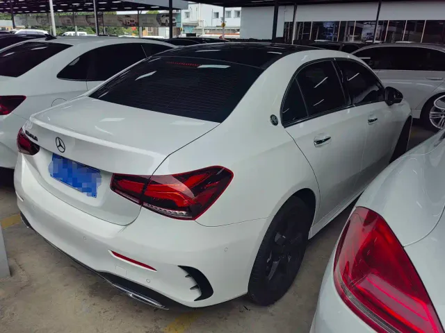 Mercedes-Benz A-Class — Фото автомобиля 6