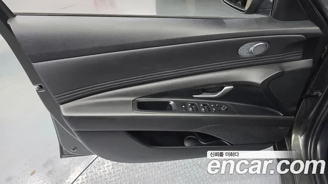 Hyundai AVANTE Avante (CN7) — Фото автомобиля 21