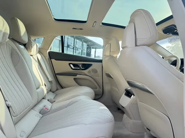 Mercedes-Benz EQS — Фото автомобиля 13