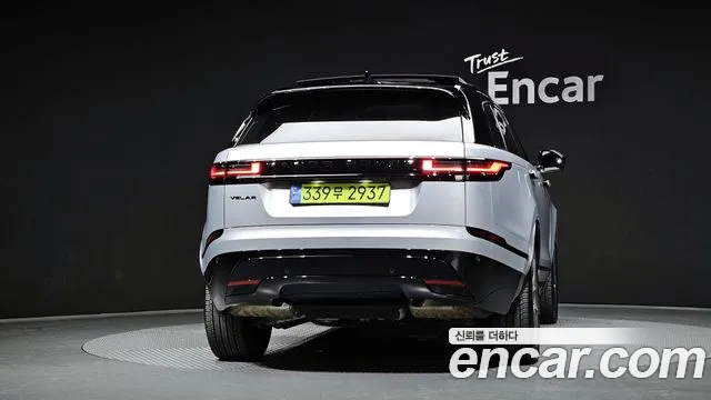 Land Rover Range Rover Velar — Фото автомобиля 4