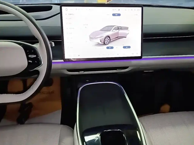 Changan Qiyuan A07 — Фото автомобиля 12