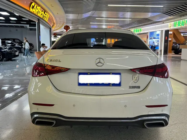 Mercedes-Benz C-Class — Фото автомобиля 8