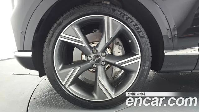 Genesis GV80 2.5T Бензин AWD — Фото автомобиля 2