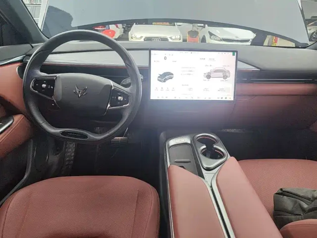Arcfox Alpha T5 — Фото автомобиля 9