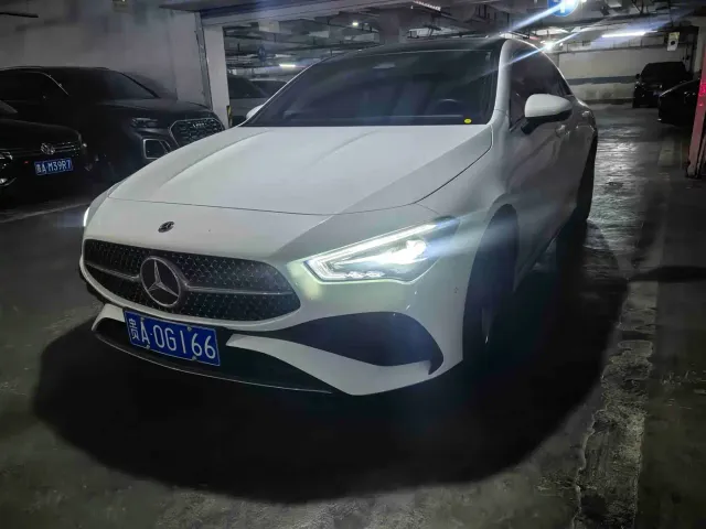 Фотография автомобиля — Mercedes-Benz CLA-Class