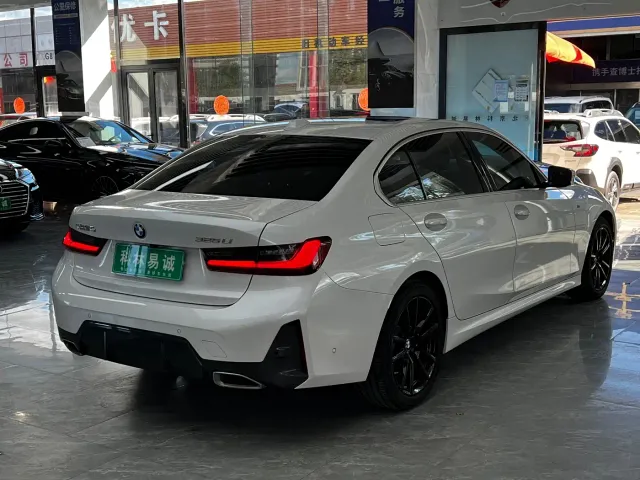 BMW 3 Series — Фото автомобиля 4