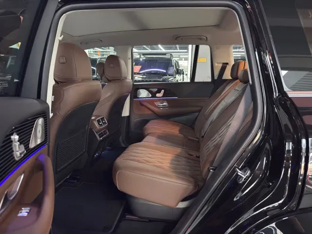 Mercedes-Benz GLS-Class — Фото автомобиля 12