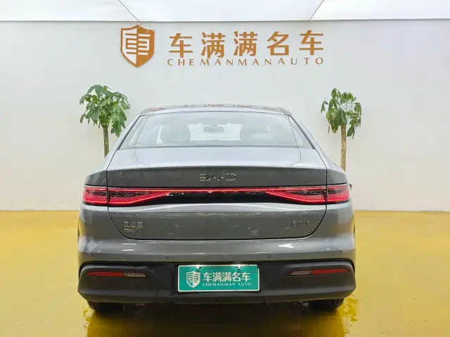 BYD Seal 05 DM-i — Фото автомобиля 12
