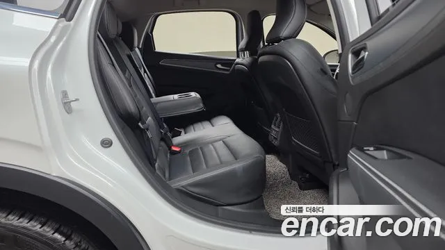 Renault Korea XM3 — Фото автомобиля 17