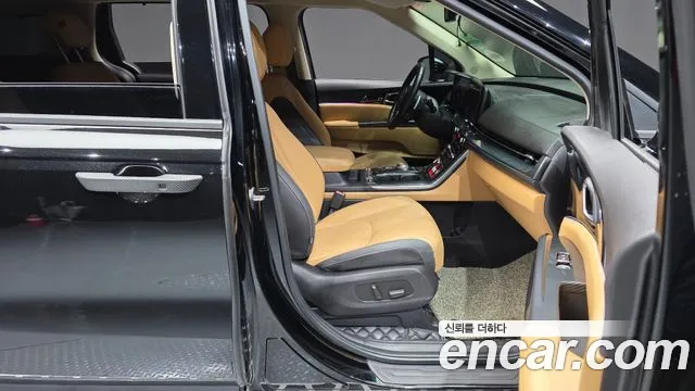 Kia Carnival 4th Gen — Фото автомобиля 11