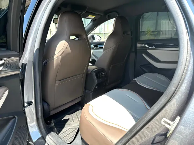 BYD Qin PLUS — Фото автомобиля 9