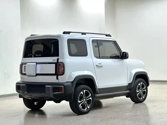 Baojun Yep — Фото автомобиля 4