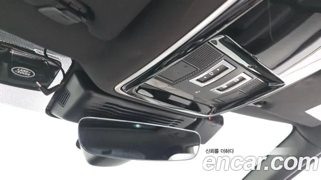Land Rover Range Rover Velar Range Rover Velar 2.0 P250 Dynamic SE — Фото автомобиля 16