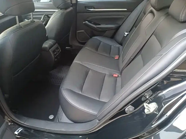 Nissan Teana — Фото автомобиля 16