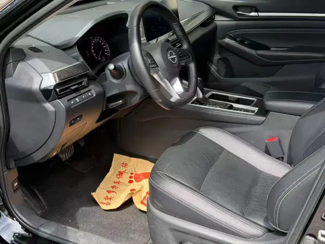 Nissan Teana — Фото автомобиля 9