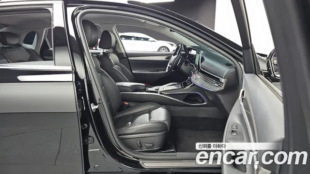 Hyundai Grandeur Новый Grandeur IG — Фото автомобиля 12
