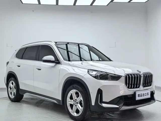 BMW X1 — Фото автомобиля 3