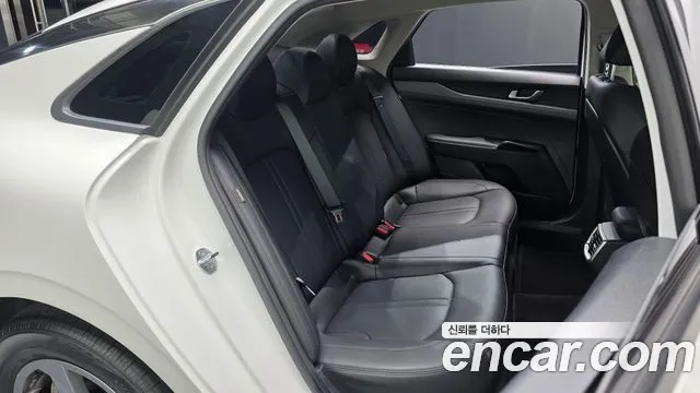 Kia K5 Новый K5 3 поколение 2.0 LPi(Для проката) — Фото автомобиля 11