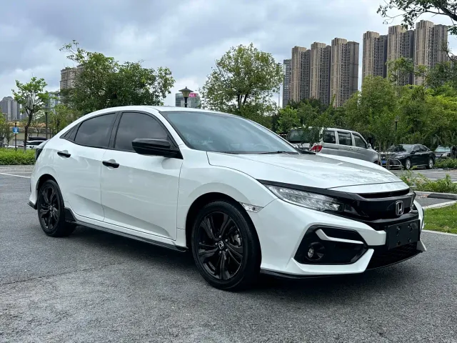 Honda Civic — Фото автомобиля 3