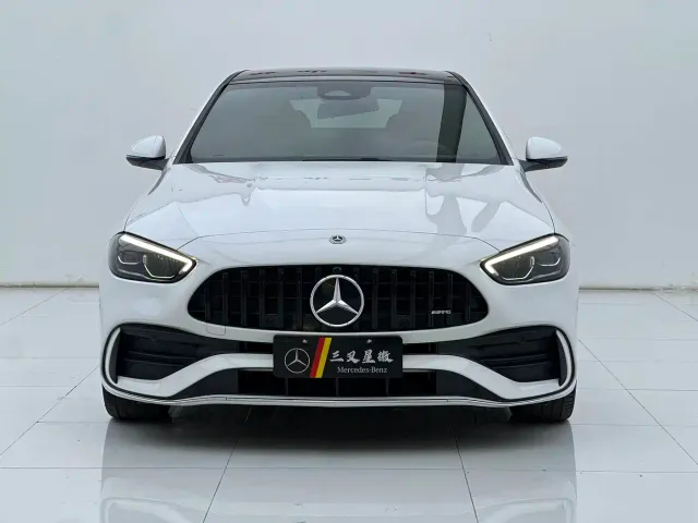 Mercedes-Benz C-Class — Фото автомобиля 2