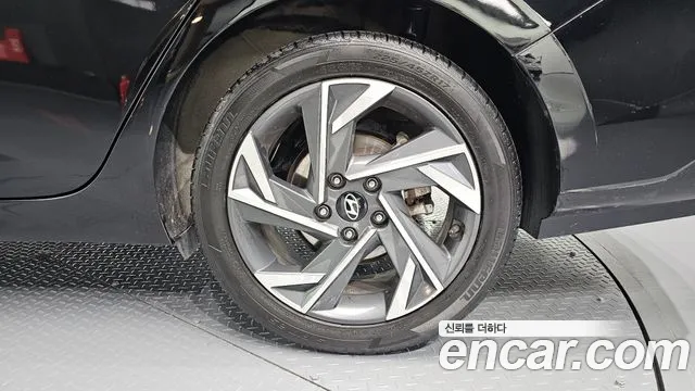 Hyundai Avante — Фото автомобиля 6