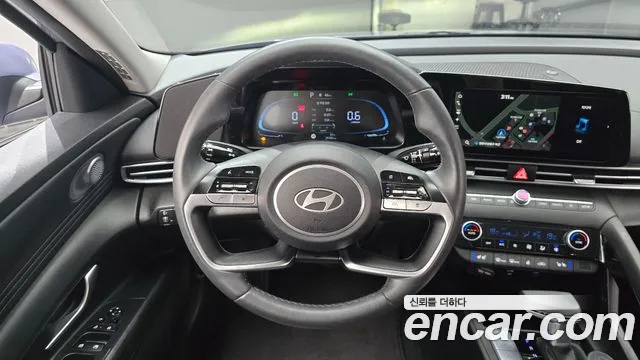 Hyundai AVANTE Новый Avante (CN7) — Фото автомобиля 13