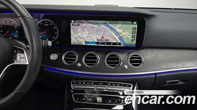 Mercedes-Benz E-Class W213 — Фото автомобиля 13