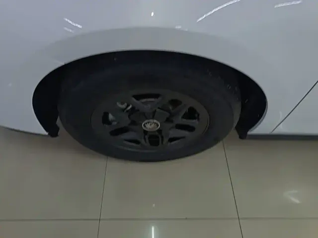 BYD Qin PLUS — Фото автомобиля 22