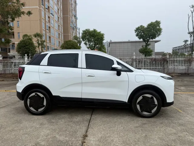 Geely Geometry E Firefly — Фото автомобиля 4