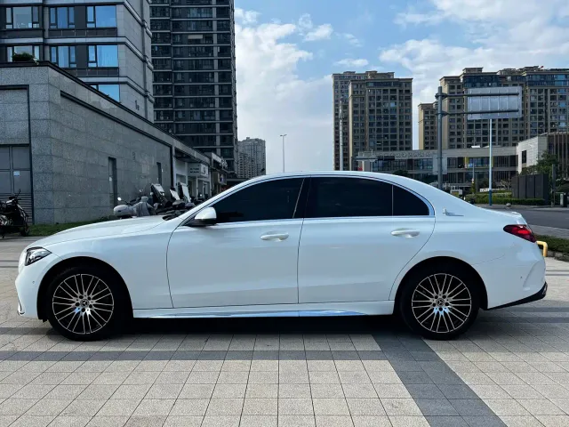Mercedes-Benz C-Class — Фото автомобиля 18