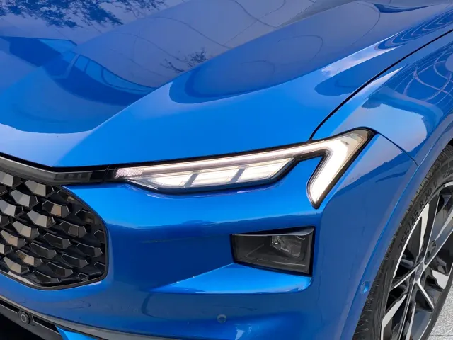 Ford EVOS — Фото автомобиля 11