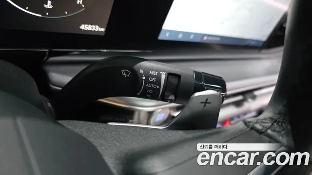 Hyundai Grandeur Grandeur (GN7) 2.5 Бензин 2WD — Фото автомобиля 25