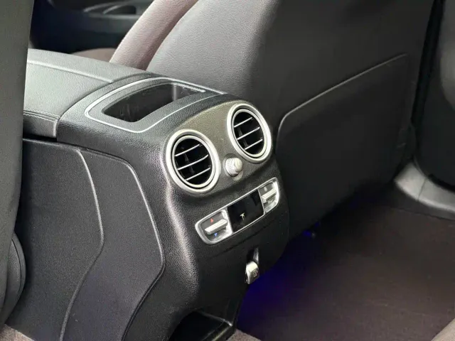 Mercedes-Benz GLC-Class — Фото автомобиля 12
