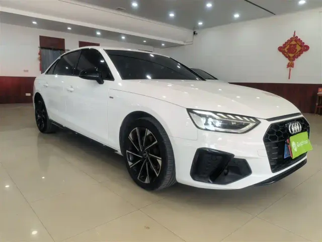 Audi A4L — Фото автомобиля 21