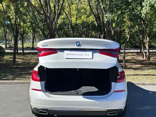 BMW 6 Series Gran Turismo — Фото автомобиля 6