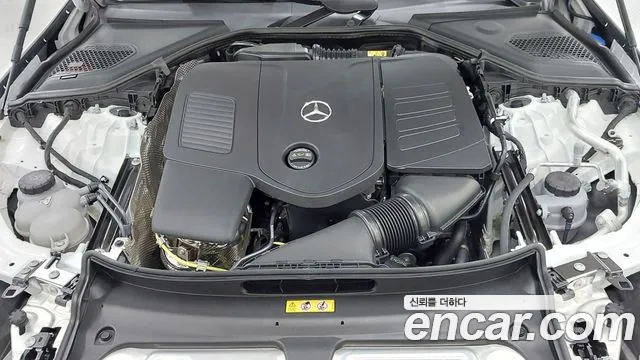 Mercedes-Benz E-Class — Фото автомобиля 6