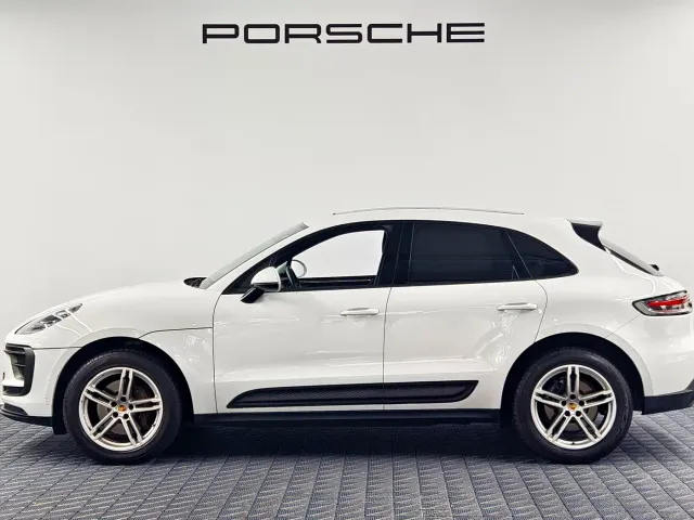 Porsche Macan 2023 Macan 2.0T — Фото автомобиля 4