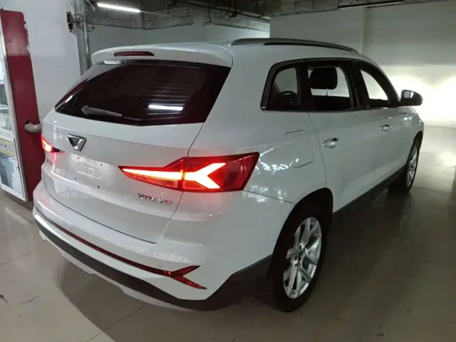 Jetta VS7 — Фото автомобиля 6