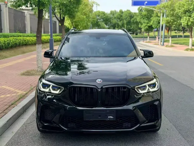 BMW X5 M — Фото автомобиля 2